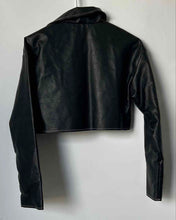 Load image into Gallery viewer, Forever 21 Womens Black Faux Leather Long Sleeve Full-Zip Cropped Jacket Size XS

