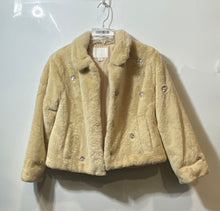 Load image into Gallery viewer, Zara Girls Beige Long Sleeve Front Pocket Short Fur Coat Sz 11-12 Years Old
