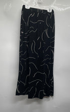 Load image into Gallery viewer, Asos Womens Black White Printed Pleated Front Long Maxi Skirt Size Small
