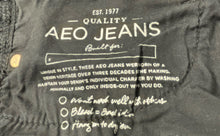 Load image into Gallery viewer, American Eagle Womens Black Stretch Pocket Skinny Leg Jeans Size 6
