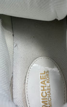 Load image into Gallery viewer, Michael Kors Womens White Low Top Round Toe Lace-Up Sneaker Shoes Size 8M
