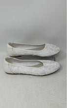 Load image into Gallery viewer, Greatonu Womens White Floral Lace Round Toe Slip-On Ballet Flats Size 8.5
