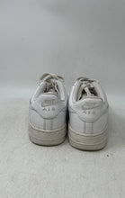 Load image into Gallery viewer, Nike Kids Air Force 1 LE White Low Top Lace-Up Sneaker Shoes Size 5.5Y
