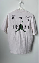 Load image into Gallery viewer, Jordan Mens White Short Sleeve Crew Neck Pullover T-Shirt Size XS
