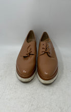 Load image into Gallery viewer, Aldo Womens Savaedia Brown Patent Leather Lace-Up Platform Oxford Shoes Size 8.5

