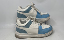 Load image into Gallery viewer, Conzuri Mens Sky Axles White Light Blue Low Top Lace-Up Sneaker Shoes Size 8
