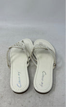 Load image into Gallery viewer, Circus By Sam Edelman Womens Canyon White Leather Slip-On Thong Sandals Size 7M

