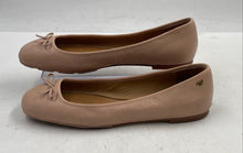 Load image into Gallery viewer, Authentic Tory Burch Womens Laila Light Pink Leather Ballet Flats Sz 9M Damaged
