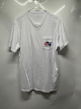 Load image into Gallery viewer, Vineyard Vines Mens White Graphic Print Short Sleeve T-Shirt Size Medium
