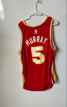 Load image into Gallery viewer, Fanatics Mens Red Atlanta Hawks Dejounte Murray #5 NBA Jersey Size L
