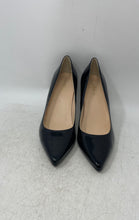 Load image into Gallery viewer, Cole Haan Womens Black Patent Leather Pointed Toe Slip-On Pump Heels Size 7B
