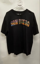 Load image into Gallery viewer, Pro Standard Mens Black San Diego Padres Cityscape Pullover T-Shirt Size XL
