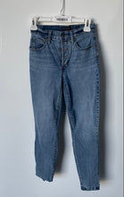 Load image into Gallery viewer, Lucky Brand Womens Blue Denim Regular Fit Medium Wash Ankle Jeans Size 4/27
