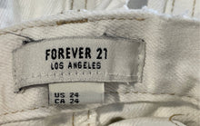Load image into Gallery viewer, Forever 21 Womens White Distressed Denim Cut-Off Short Size 24
