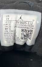 Load image into Gallery viewer, Nike Kids Jordan 6 Retro DV3605-112 White Black Basketball Shoes Size 1Y

