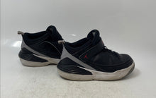 Load image into Gallery viewer, Nike Kids Air Jordan Max Aura 5 DZ4354-061 Black Sneaker Shoes Size 13.5C
