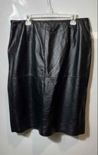 Load image into Gallery viewer, Nygard Collection Womens Black Leather Side Zip Straight &amp; Pencil Skirt Size 16
