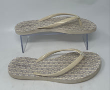 Load image into Gallery viewer, Authentic Tory Burch Womens Chelsea Ivory Slip-On Flip Flop Sandals Size 8M
