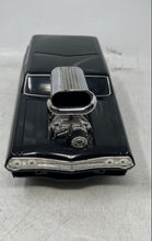Load image into Gallery viewer, Muscle Machines Black Diecast Collectible 1965 Chevelle Wagon Model Car Toy
