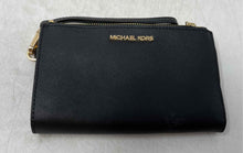 Load image into Gallery viewer, Michael Kors Womens Black Leather Double Zip Jet Set Travel Wristlet Wallet
