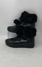 Load image into Gallery viewer, Michael Kors Womens Kyle Black Snakeskin Print Leather Lace-Up Hiker Boots Sz 6M

