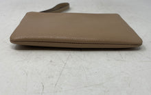 Load image into Gallery viewer, Coach Womens Beige Crossgrain Leather Corner Zip Wristlet Wallet
