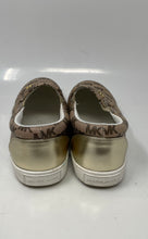 Load image into Gallery viewer, Michael Kors Kids Ashelynne Brown White Logo Printed Loafer Shoes Size 5
