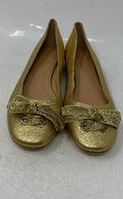 Load image into Gallery viewer, Coach Womens Lia Gold Leather Bow Round Toe Slip-On Block Pump Heels Size 8 B

