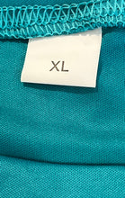 Load image into Gallery viewer, Mens Green Dolphins Cancer Challenge DCC XVI Short Sleeve T-Shirt Size XL
