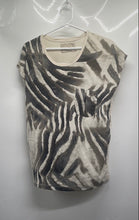 Load image into Gallery viewer, Zara Collection Womens Multicolor Printed Pullover T-Shirt Size Medium
