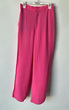 Load image into Gallery viewer, Zara Womens Pink Flat Front Welt Pocket Wide-Leg Trouser Pants Size XS
