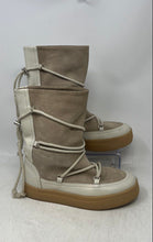 Load image into Gallery viewer, Zara Womens Beige Round Toe Lace-Up Ankle Winter Boots Size 35
