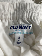 Load image into Gallery viewer, Old Navy Womens White Elastic Waist Crochet Hem Pull-On Mini Skirt Size M

