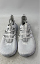Load image into Gallery viewer, Nike Womens Flex Contact 3 White Natural Motion Lace-Up Running Shoes Size 8.5
