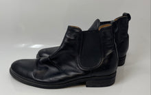 Load image into Gallery viewer, Bruno Ferrini Mens Black Leather Round Toe Pull-On Ankle Chelsea Boots Size 10
