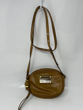 Load image into Gallery viewer, Authentic Marc By Marc Jacobs Womens Brown Leather Crossbody Bag Stained
