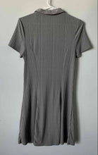 Load image into Gallery viewer, Divided By H&amp;M Womens Gray Short Sleeve Button Front Mini Dress Size Large
