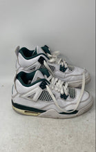 Load image into Gallery viewer, Nike Boys Air Jordan 4 FQ8213-103 White Green Lace-Up Sneakers Shoes Size 5.5Y
