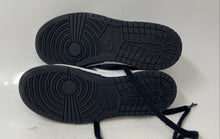 Load image into Gallery viewer, Nike Kids Dunk Low Black White Low Top Lace-Up Sneaker Shoes Size 1Y
