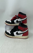 Load image into Gallery viewer, Nike Kids Air Jordan 1 Retro High OG Black Red White Sneaker Shoes Size 6.5Y
