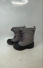 Load image into Gallery viewer, The North Face Girls Alpenglow IV Gray Purple Waterproof Snow Boots Size 3
