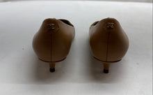 Load image into Gallery viewer, Sam Edelman Womens Franci Light Brown Leather Pointed Toe Kitten Pump Heels Sz 5
