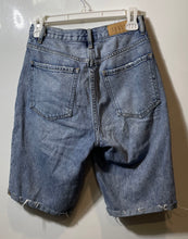 Load image into Gallery viewer, Pacsun Womens Blue Denim Medium Wash Pockets High Rise Cut-Off Short Size 24
