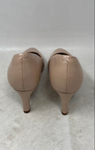Load image into Gallery viewer, Clarks Womens Calla Beige Leather Slip-On Almond Toe Casual Pump Heels Size 8M
