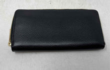 Load image into Gallery viewer, Michael Kors Womens Jet Set Black Pebbled Leather Continental Zip-Around Wallet
