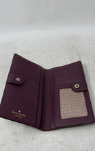 Load image into Gallery viewer, Kate Spade New York Womens Laurel Way Stacy Burgundy Leather Bifold Wallet
