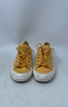 Load image into Gallery viewer, Converse Womens Chuck Taylor All Star Scallop Ox Orange Sneaker Shoes Size 6
