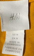 Load image into Gallery viewer, H&amp;M Womens Mustard Short Puff Sleeve Square Neck Pullover Blouse Top Size Medium
