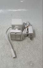 Load image into Gallery viewer, Wyze Cam OG White 1080p Video Surveillance Security Camera Untested
