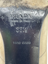 Load image into Gallery viewer, Authentic Prada Womens Beige Black Leather Pump Heels Size EUR 38.5 Damaged

